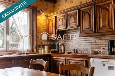 Maison - 128 m² - 8 pièces