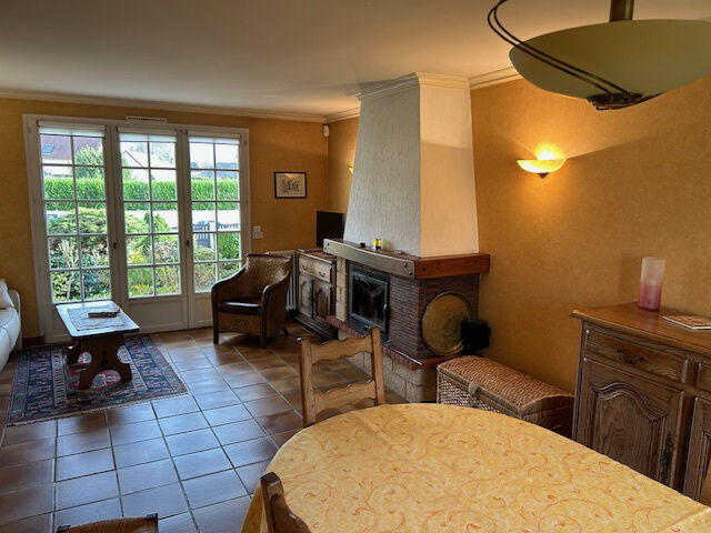 Maison - 106 m² - 6 pièces