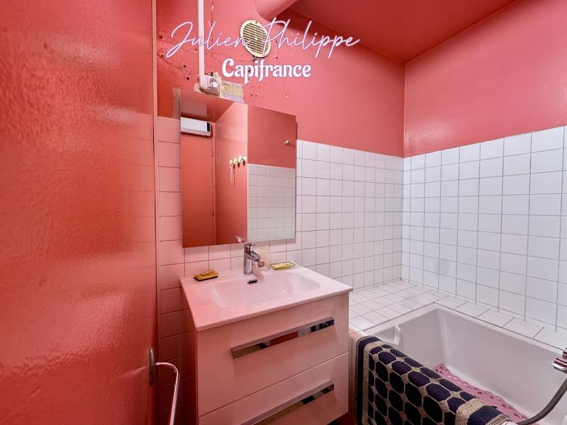 Maison - 96 m² - 5 pièces