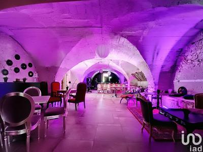 Local commercial - 2 100 m²