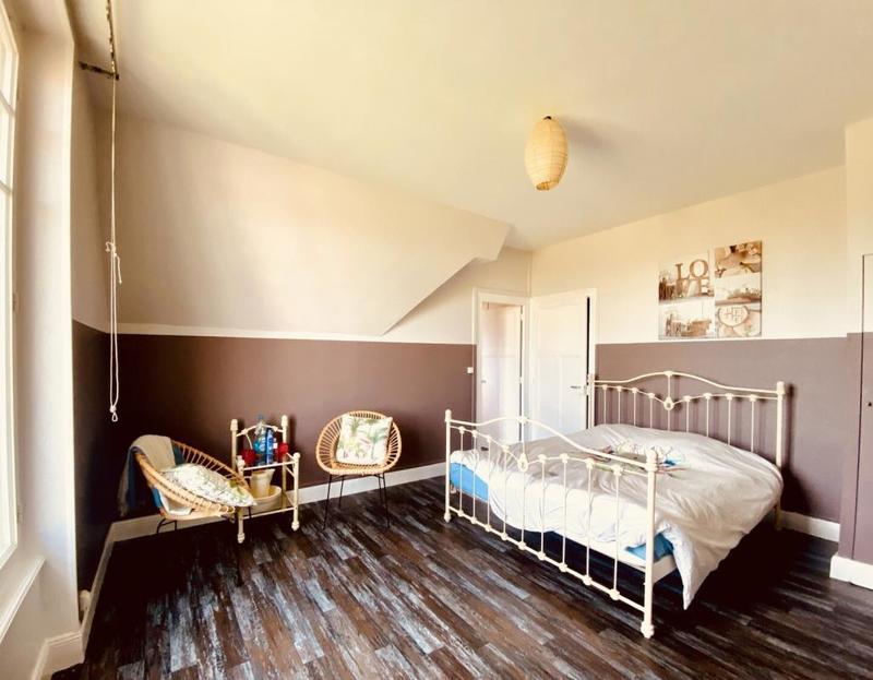 Maison de maîtres - 254 m² - 10 pièces