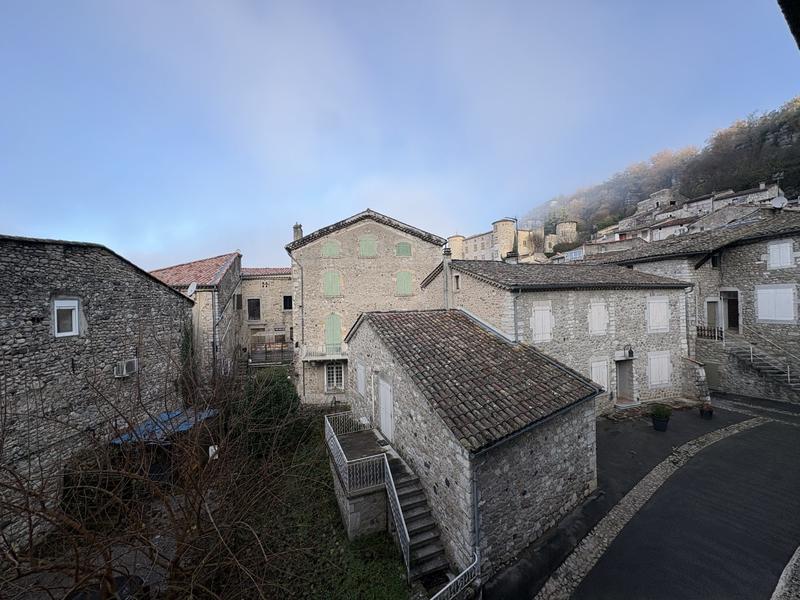 Appartement - 88 m² - 3 pièces