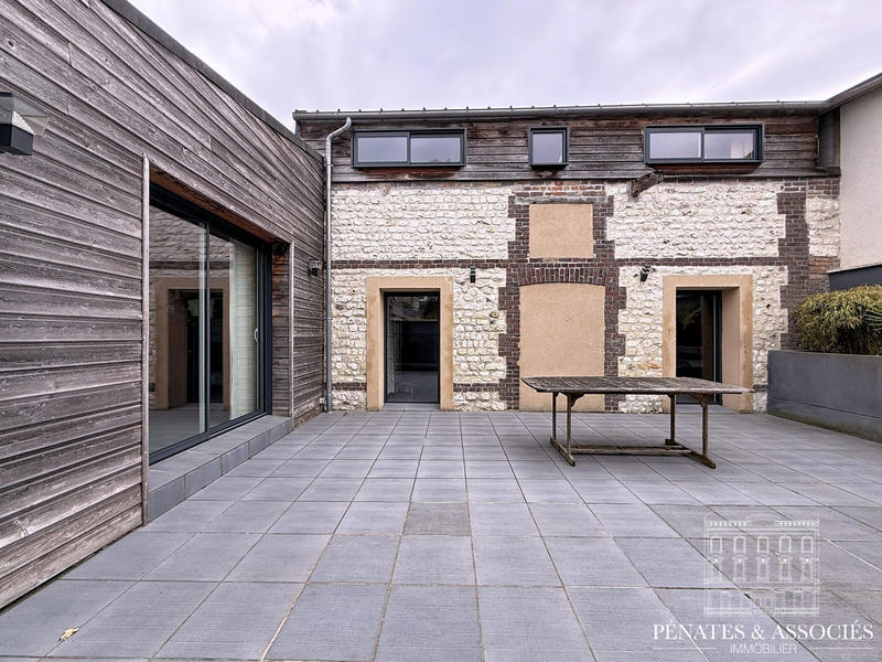 Maison - 175 m² - 6 pièces