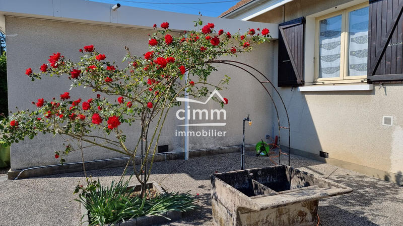 Maison traditionnelle - 64 m² - 5 pièces