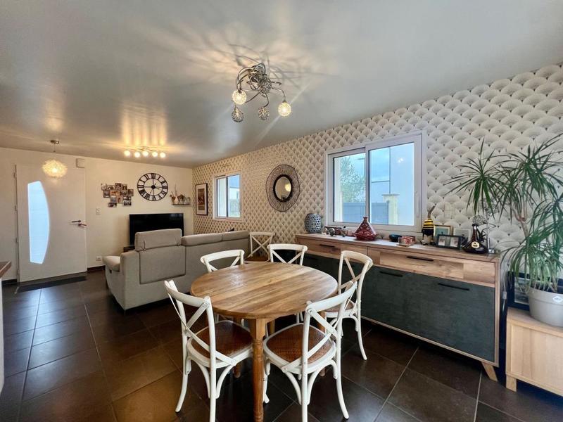 Maison - 85 m² - 5 pièces