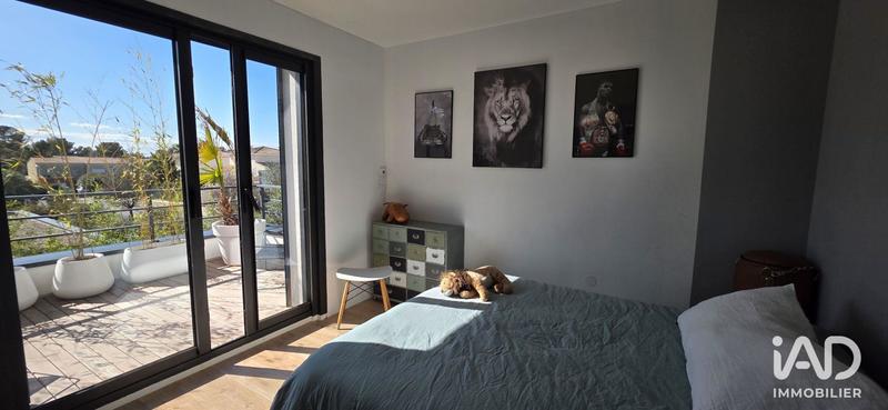 Maison - 180 m² - 5 pièces