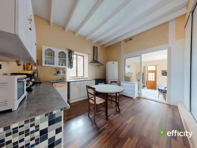 Maison - 152 m² - 5 pièces