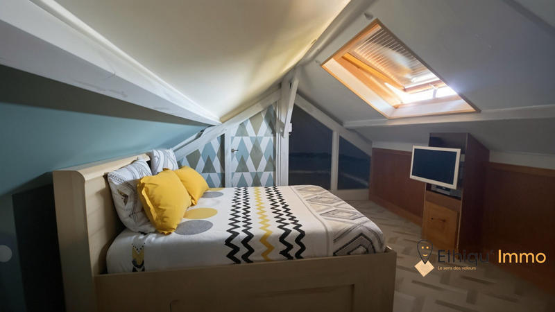 Maison - 107 m² - 6 pièces