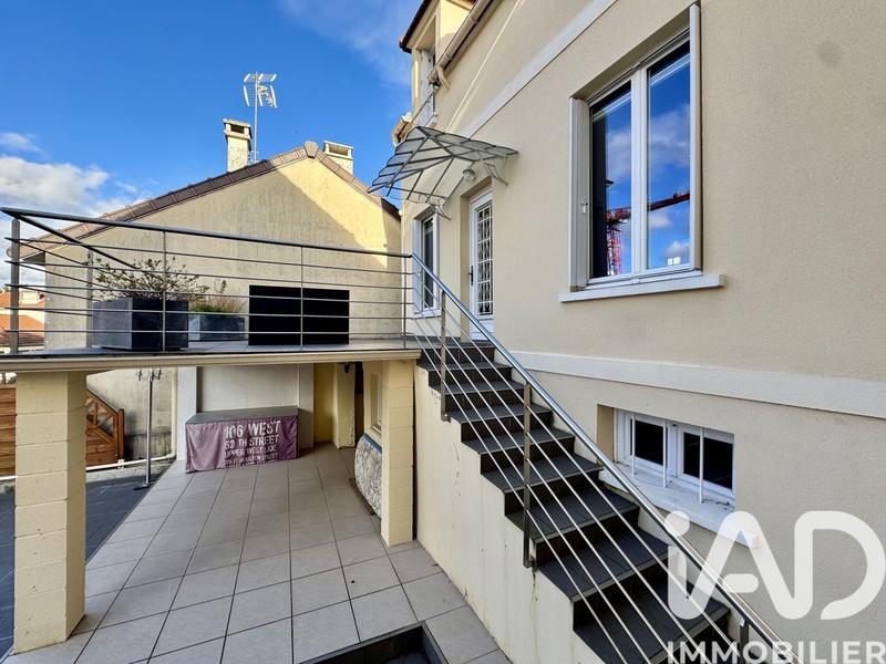 Maison - 91 m² - 4 pièces