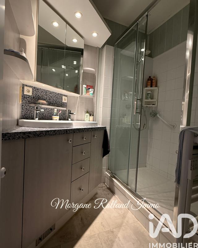 Appartement - 77 m² - 4 pièces