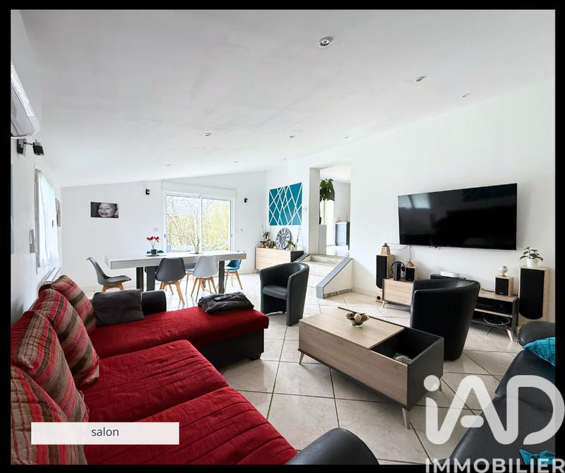 Maison - 141 m² - 5 pièces