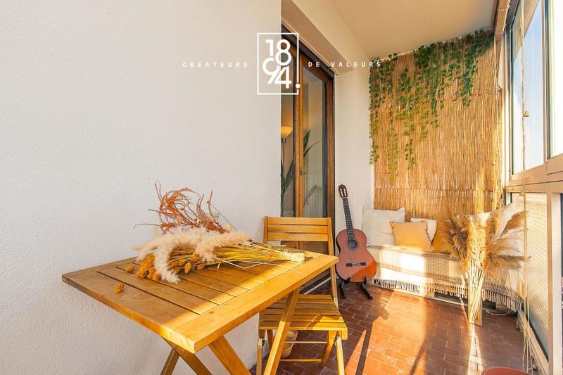 Appartement - 65 m² - 3 pièces