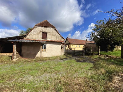 Corps de ferme - 150 m² - 8 pièces