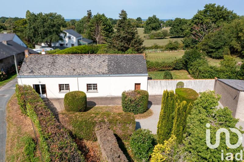 Maison - 300 m² - 12 pièces