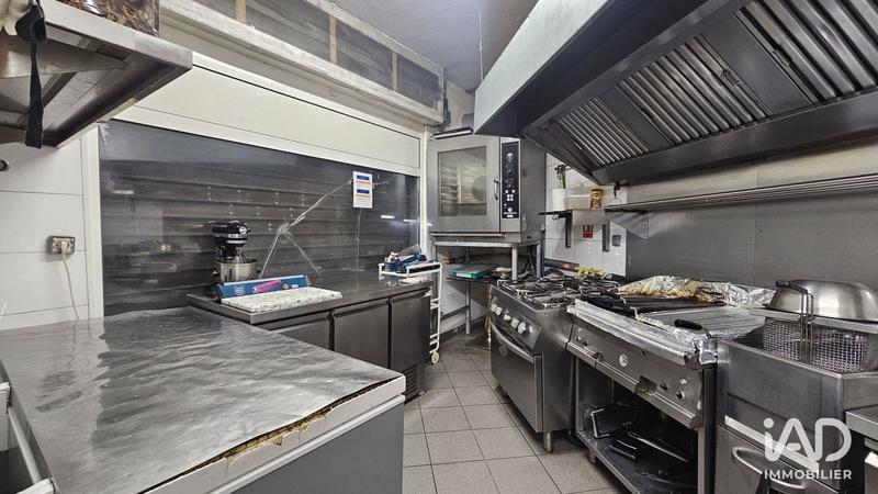 Local commercial - 114 m²