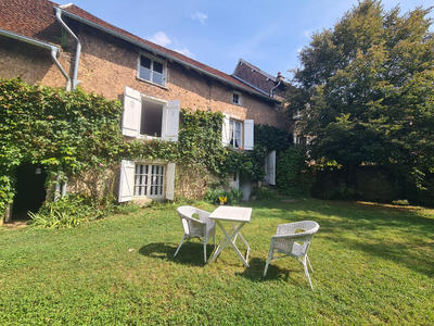 Maison - 102 m² - 3 pièces