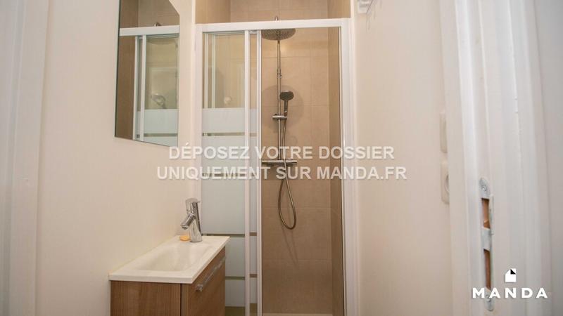 Chambre - 10 m² - 5 pièces