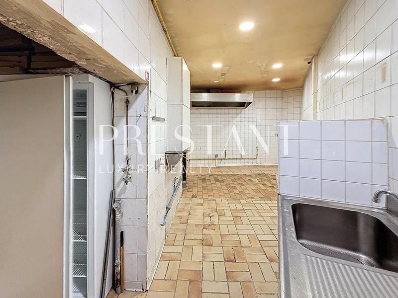 Bureau - 63 m² - 1 pièce