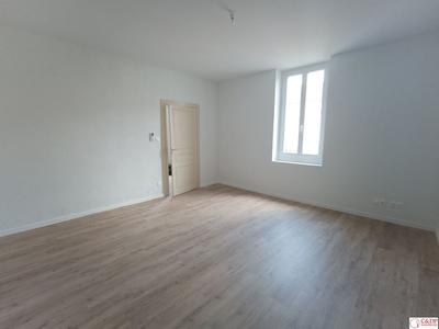 Appartement - 82 m² - 3 pièces