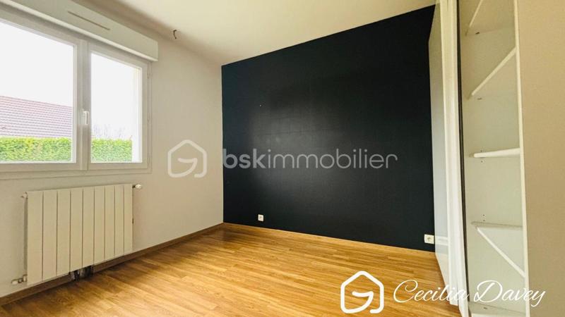 Maison - 95 m² - 5 pièces