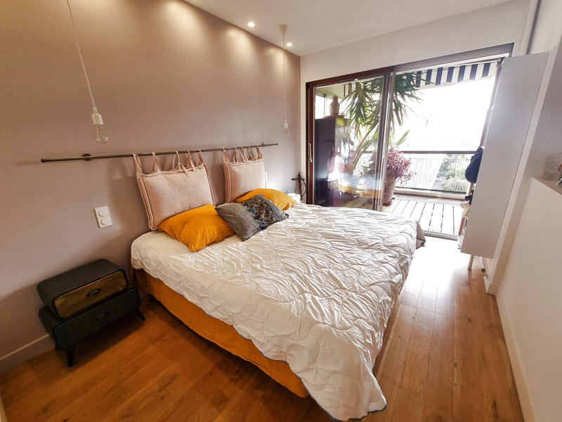 Appartement - 102 m² - 4 pièces