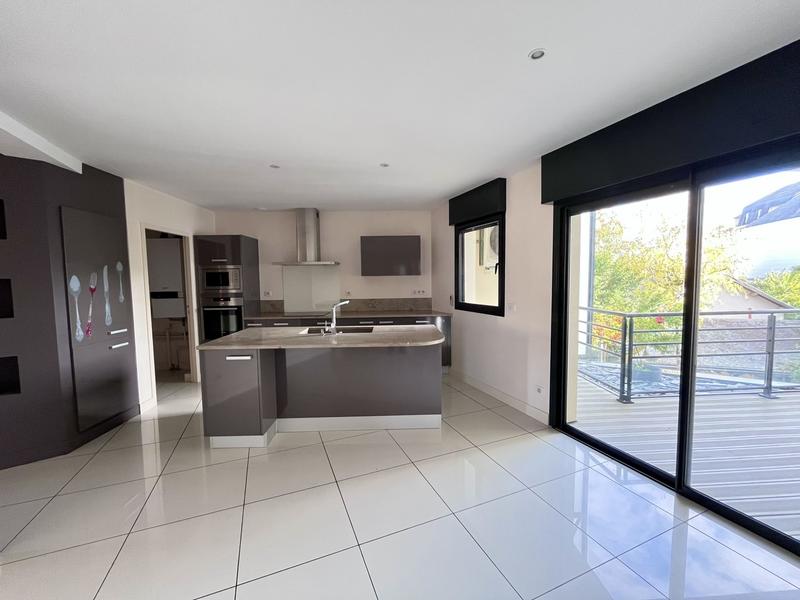 Appartement - 124 m² - 5 pièces