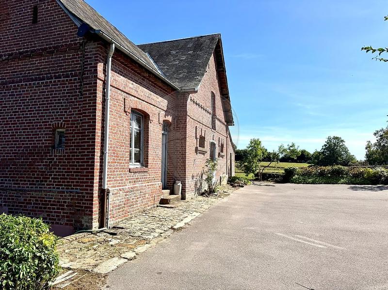 Maison - 177 m² - 9 pièces