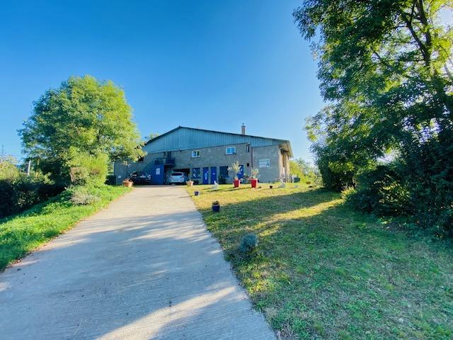 Maison de domaine équestre - 100 m² - 8 pièces