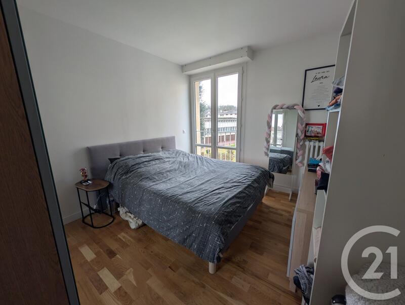 Appartement - 91 m² - 5 pièces