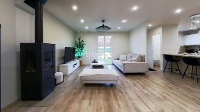 Maison - 101 m² - 5 pièces