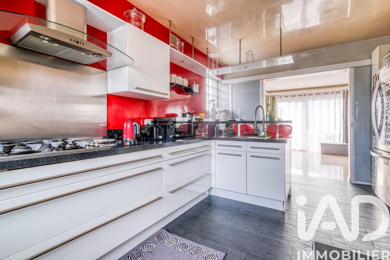 Maison - 269 m² - 8 pièces