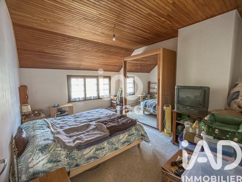 Maison - 200 m² - 6 pièces