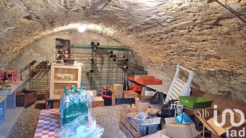 Maison - 209 m² - 11 pièces