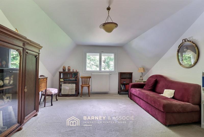 Maison - 215 m² - 7 pièces