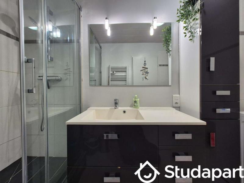 Appartement - 79 m² - 3 pièces