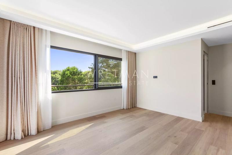 Maison jumelée - 280 m² - 5 pièces