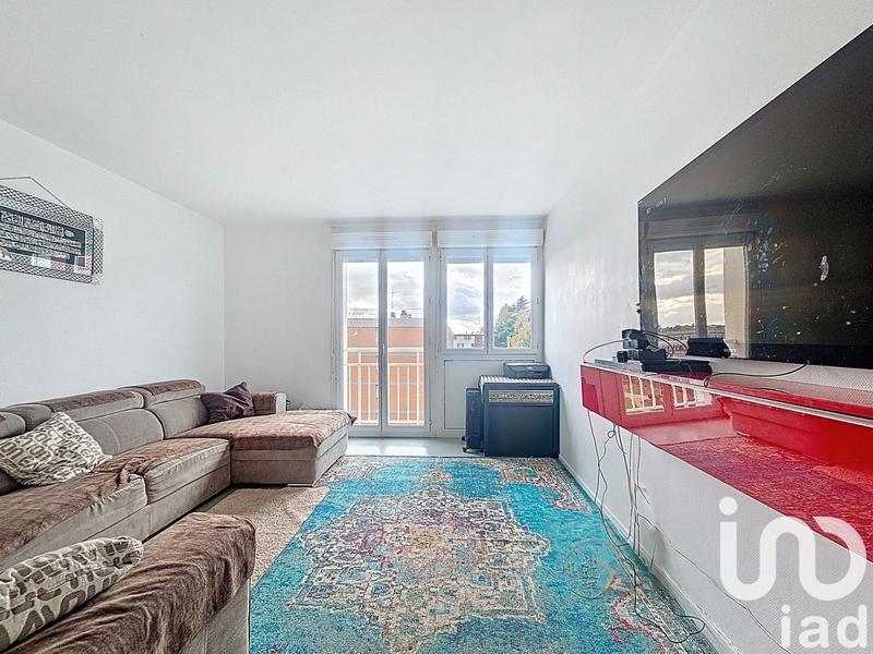 Appartement - 80 m² - 5 pièces