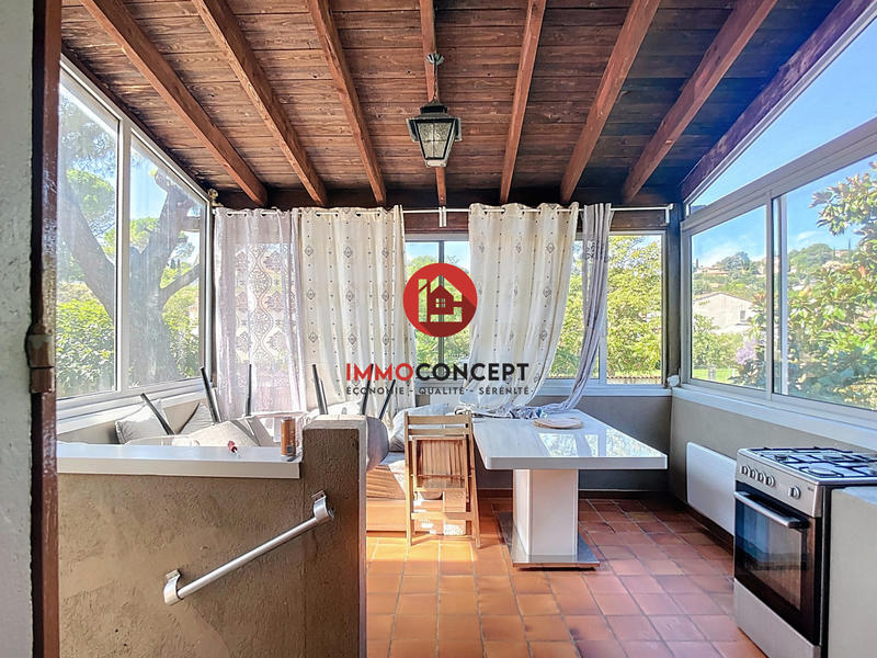 Maison traditionnelle - 108 m² - 4 pièces