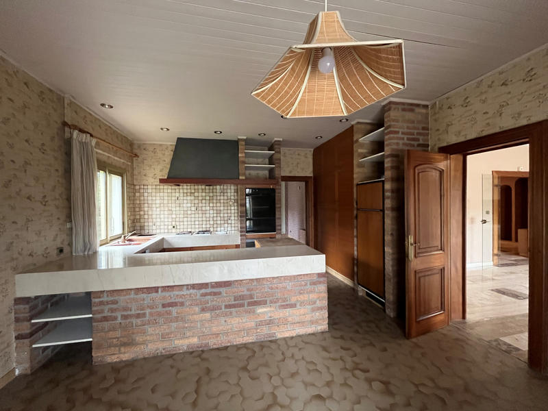 Maison - 389 m² - 7 pièces