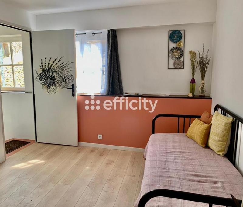 Immeuble - 120 m² - 7 pièces