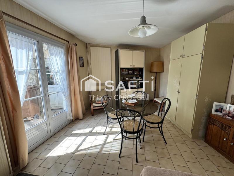 Maison - 210 m² - 7 pièces