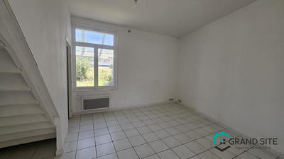 Maison - 99 m² - 5 pièces