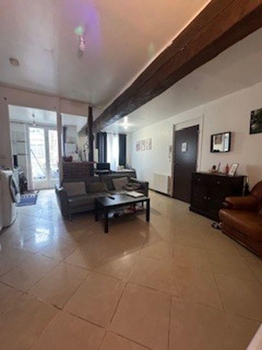 Maison de ville - 74 m² - 3 pièces