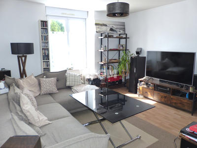 Maison - 92 m² - 6 pièces