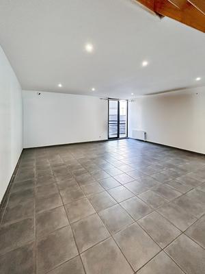 Appartement - 81 m² - 4 pièces