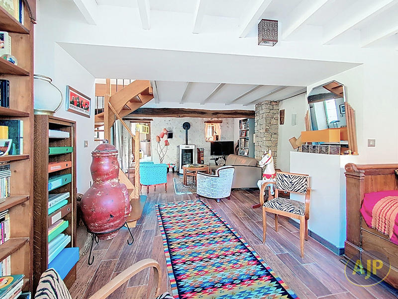 Maison - 114 m² - 5 pièces