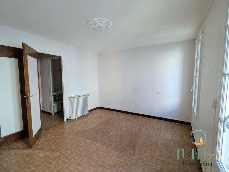 Maison ancienne - 179 m² - 8 pièces