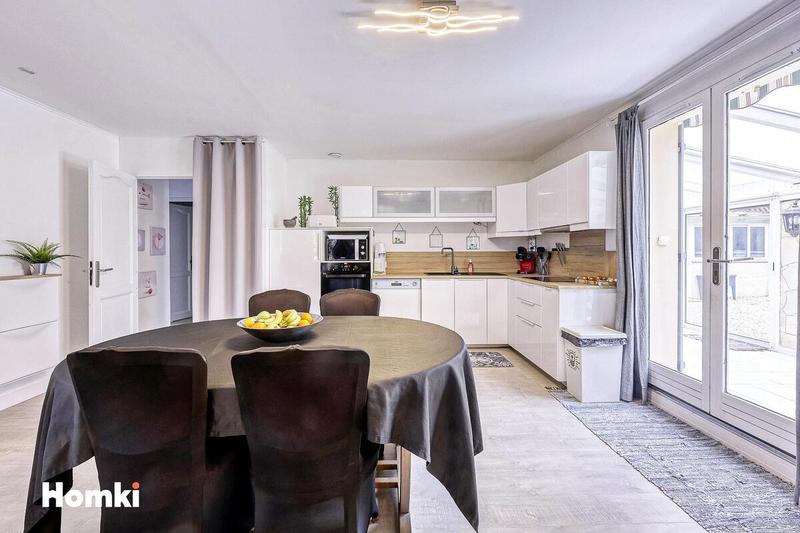 Maison - 92 m² - 4 pièces