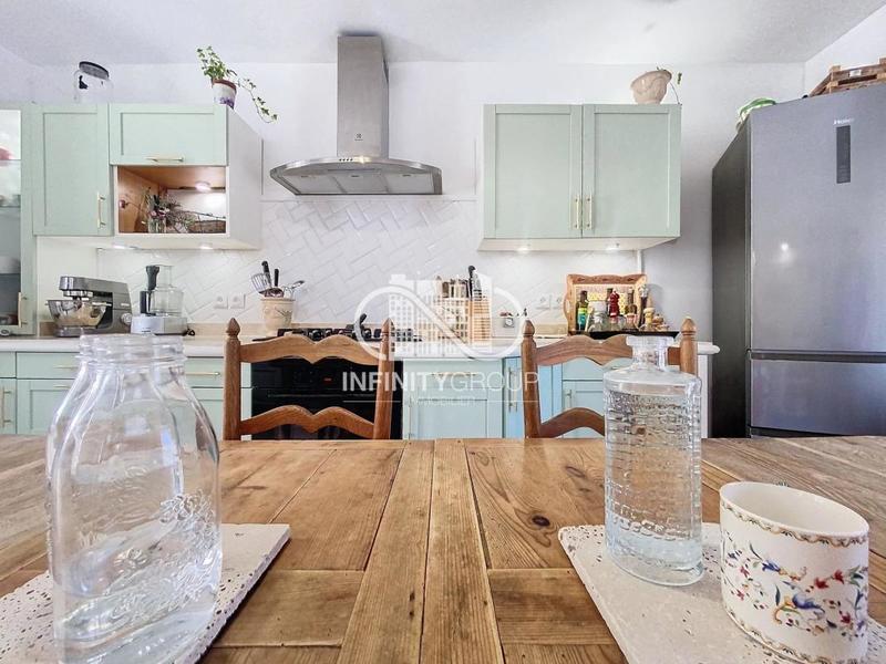 Maison - 90 m² - 3 pièces