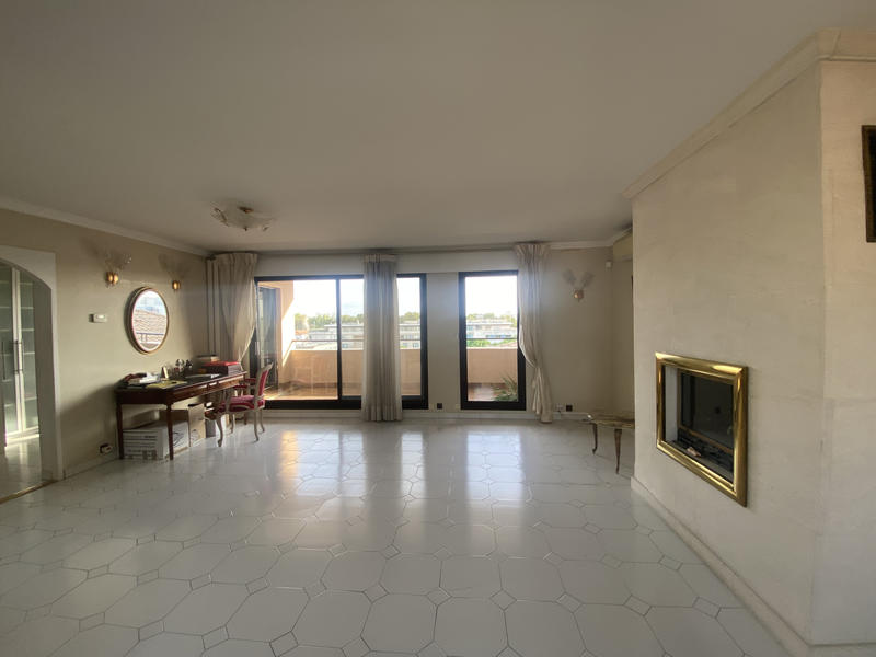 Appartement - 110 m² - 4 pièces